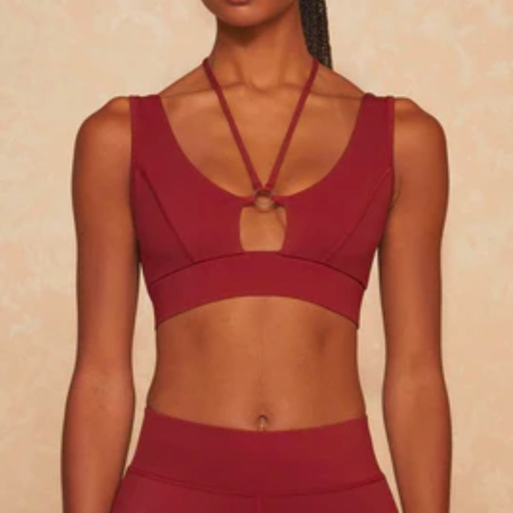 NWT, Noli Top, Size M, Merlot Color